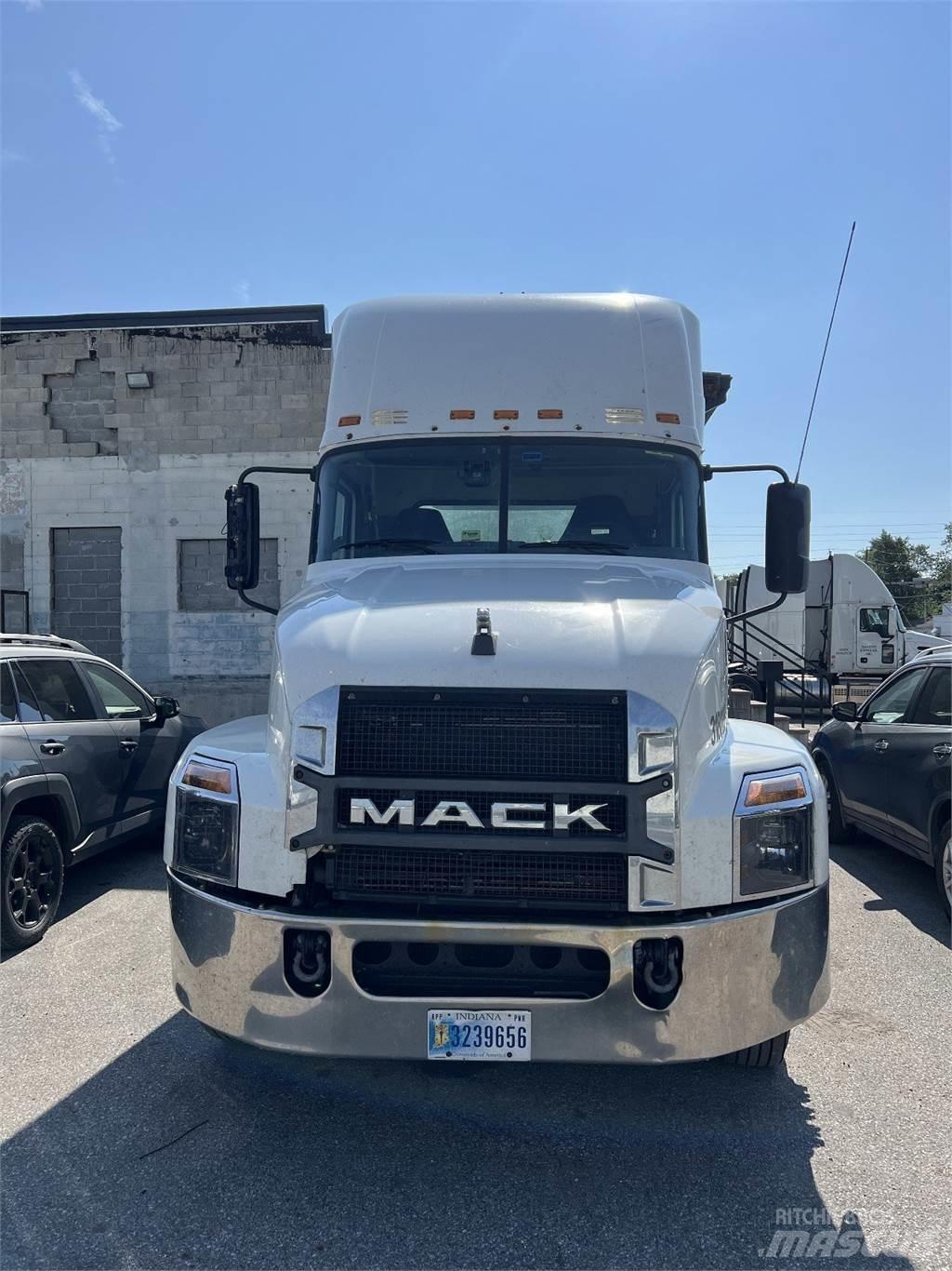 Mack Anthem AN64T Tractor Units