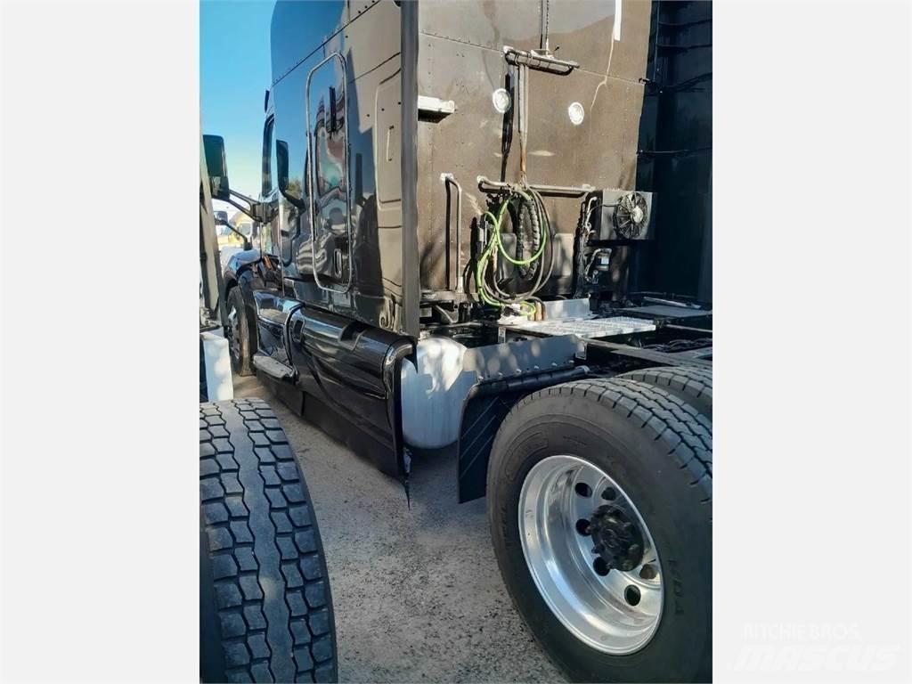 Peterbilt 579 Tractor Units