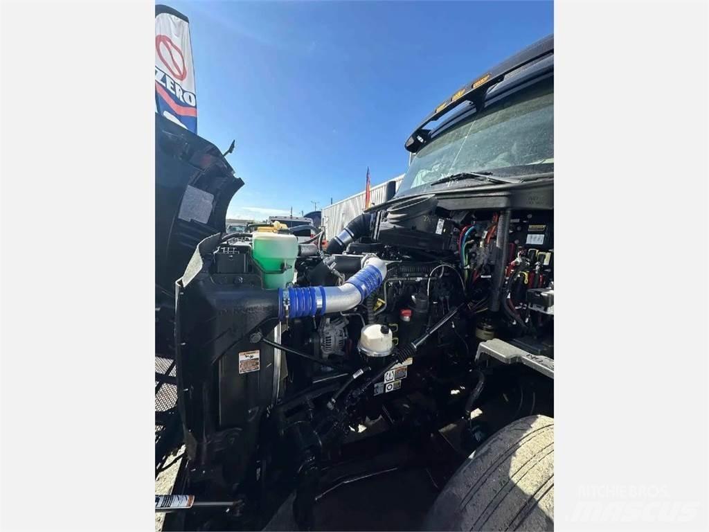 Peterbilt 579 Tractor Units