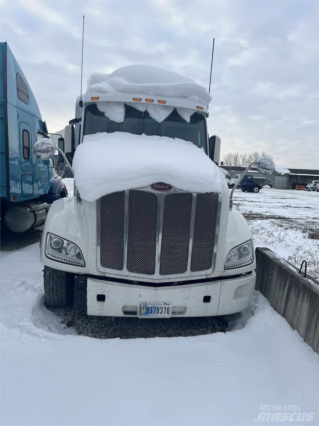 Peterbilt 579 Tractor Units