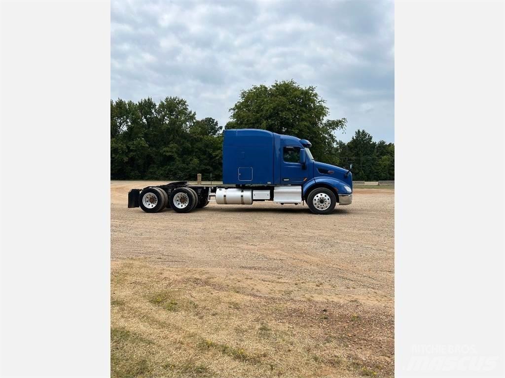 Peterbilt 579 Tractor Units