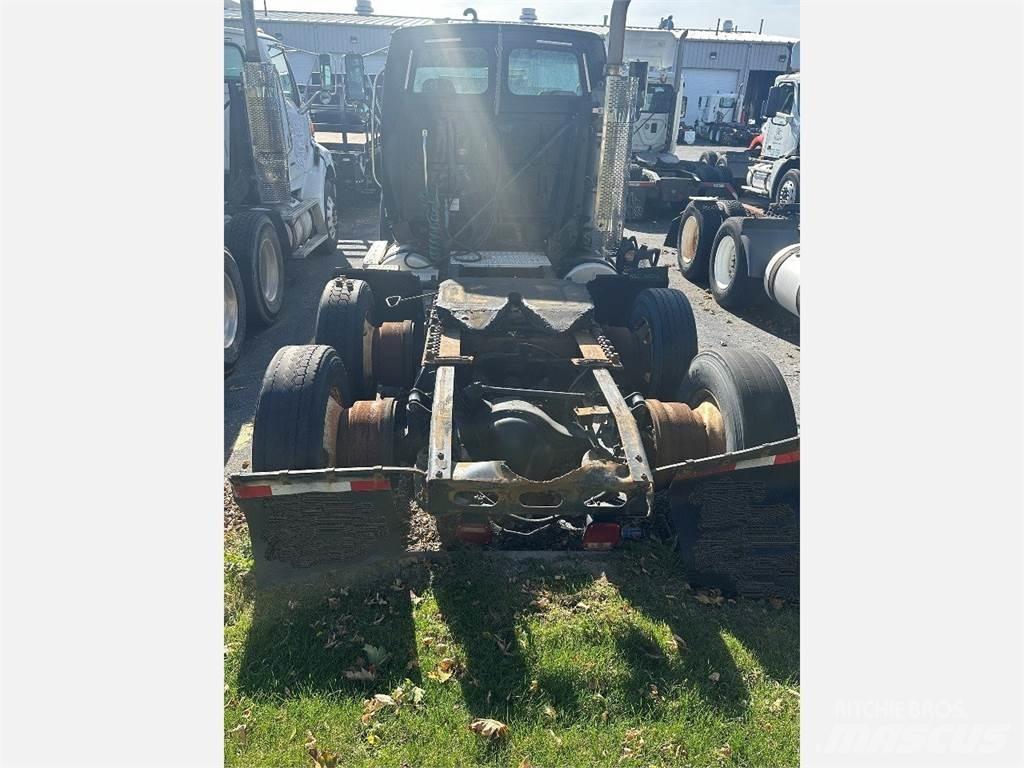 Sterling A9500 Tractor Units