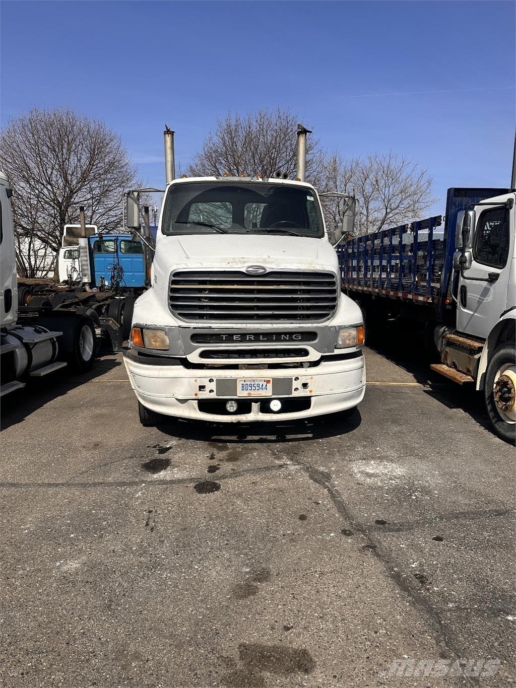 Sterling A9500 Tractor Units