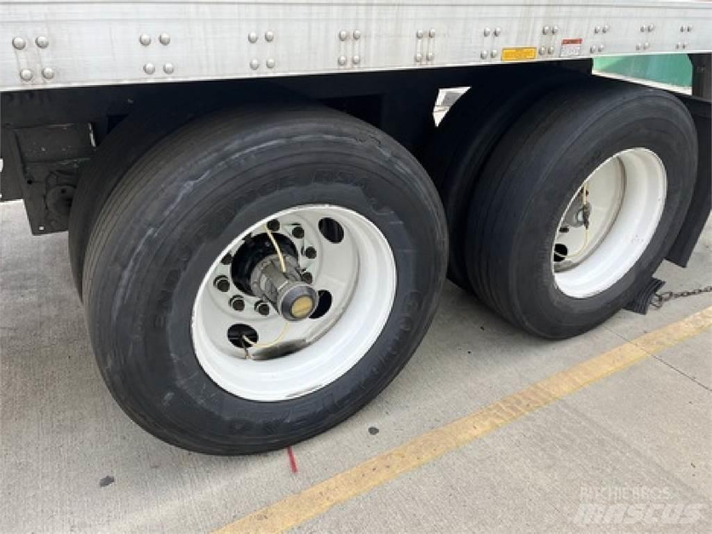 Utility VS2DX 36' Box body trailers