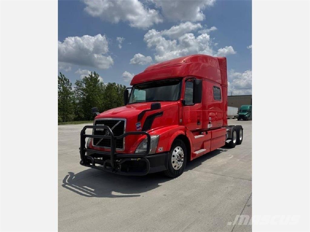 Volvo VNL 860 Tractor Units