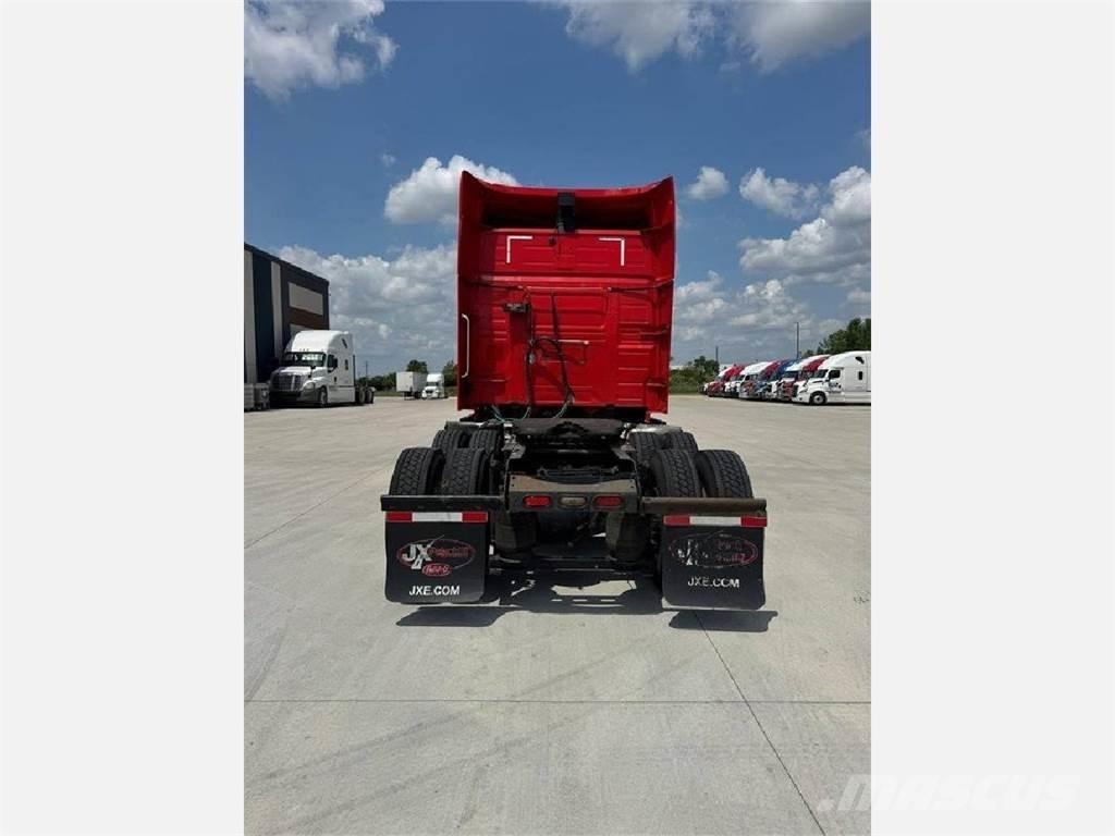 Volvo VNL 860 Tractor Units