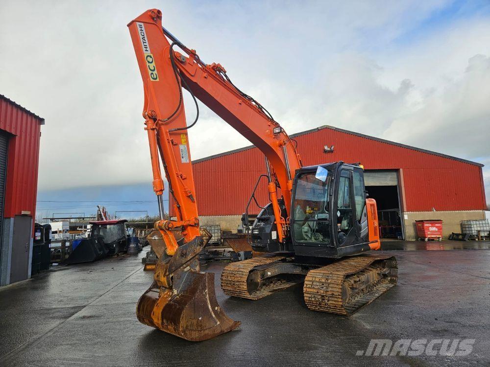 Hitachi ZX135 Crawler excavators