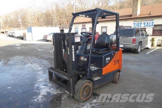 Doosan GC25P-5 Forklift trucks - others