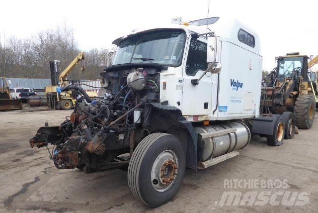 Mack CXN613 Tractor Units