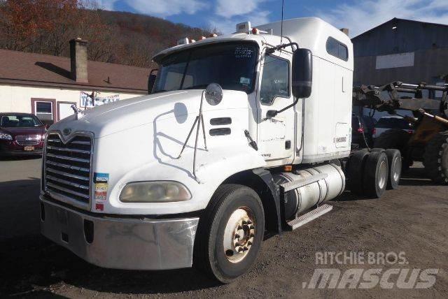Mack CXN613 Tractor Units