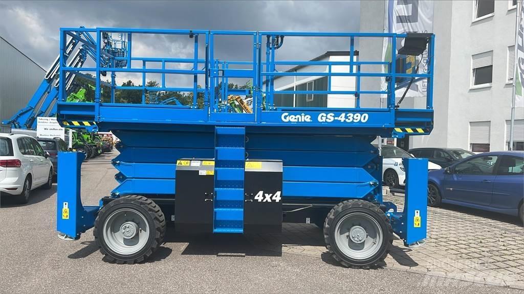 Genie GS-4390RT Scissor lifts