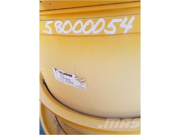 Volvo A30G Tyres, wheels and rims