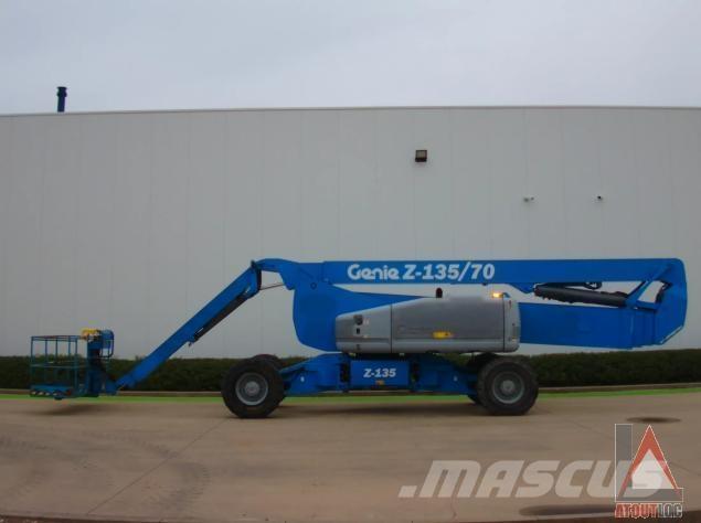 Genie Z-135/70 Articulated boom lifts