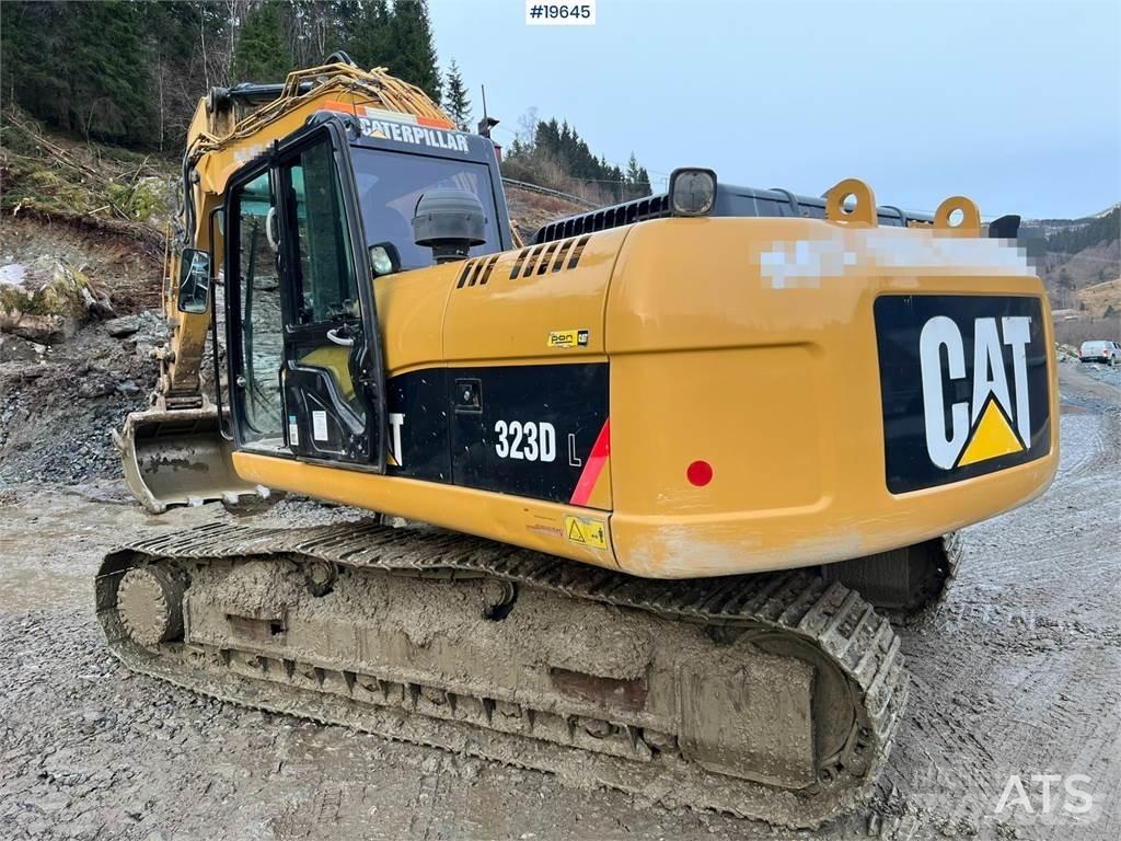 CAT 323D Crawler excavators