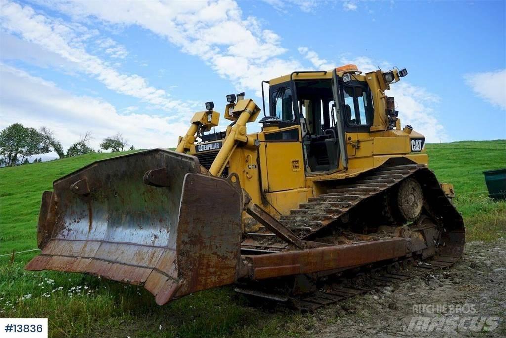 CAT D6T Crawler dozers