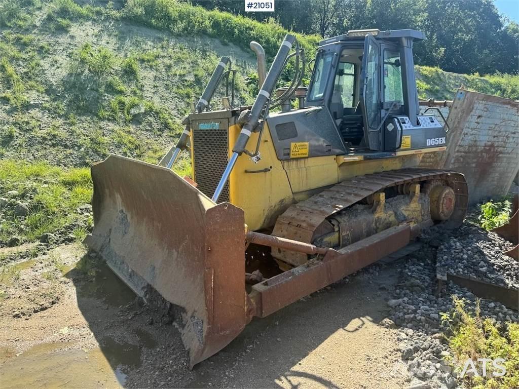 Komatsu D65EX Dozer Crawler dozers