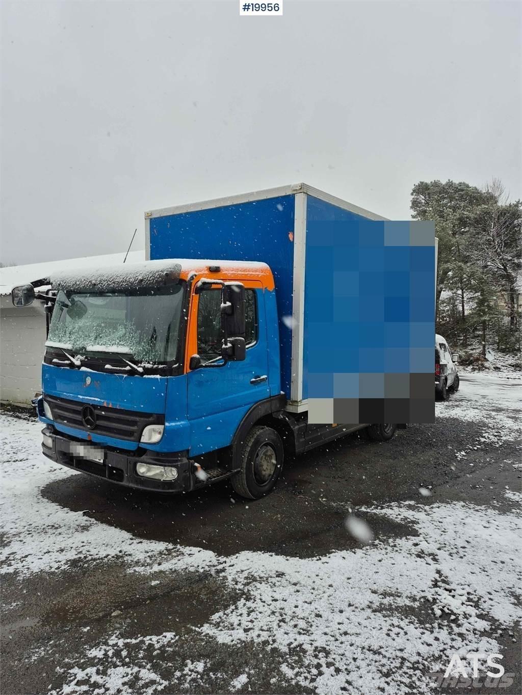 Mercedes-Benz 818 Box body trucks