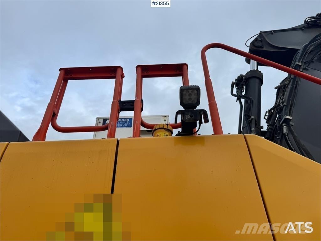 Volvo EC300 EL Crawler excavators