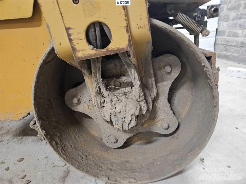 CAT CB24 Twin drum rollers