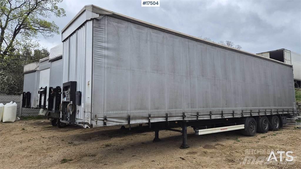 Kässbohrer ME Curtainsider semi-trailers