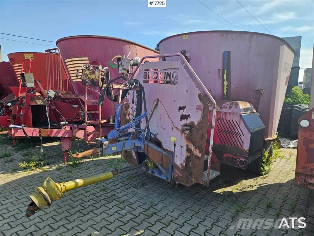 Mayer Vm-11 Forage wagons