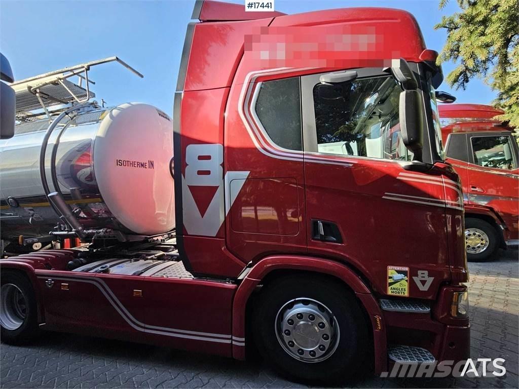 Scania R530 V8 Tractor Units