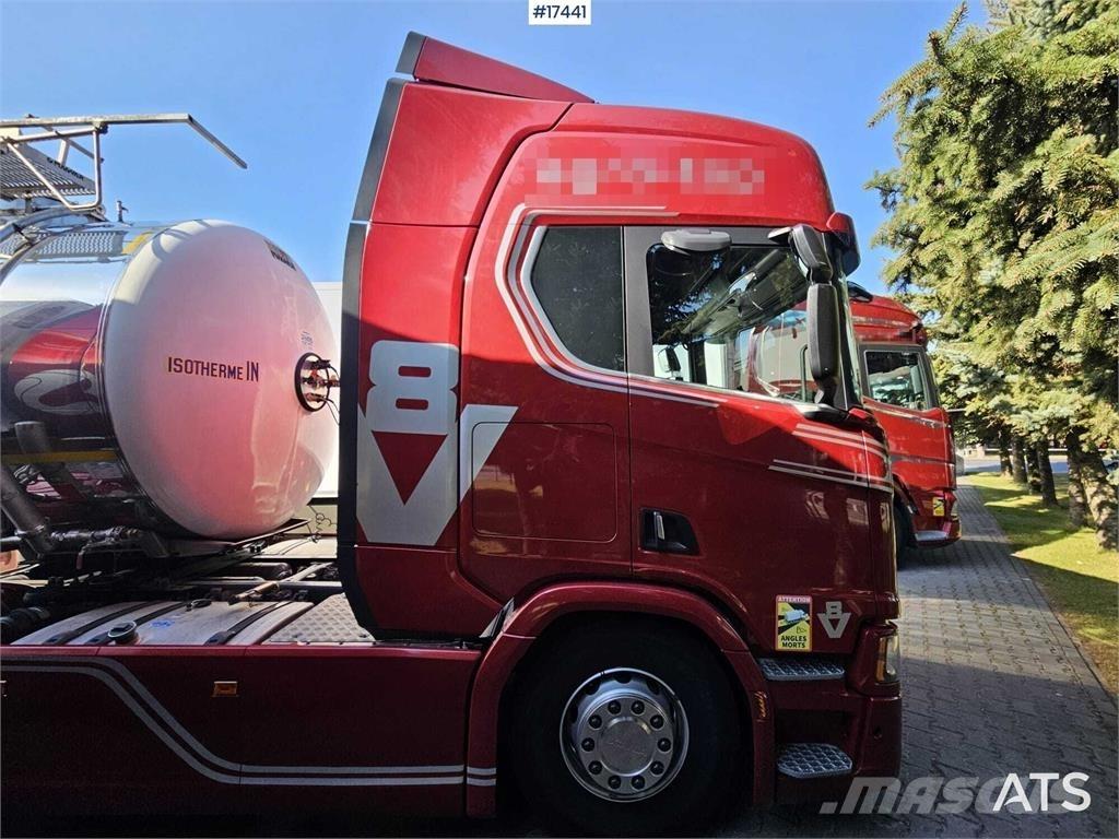 Scania R530 V8 Tractor Units