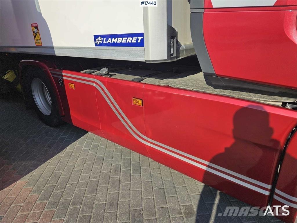 Scania R530 V8 Tractor Units
