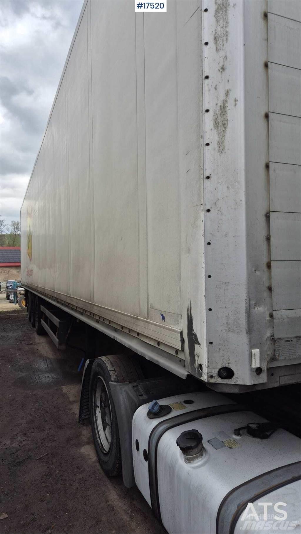Schmitz SKO 24 Curtainsider semi-trailers