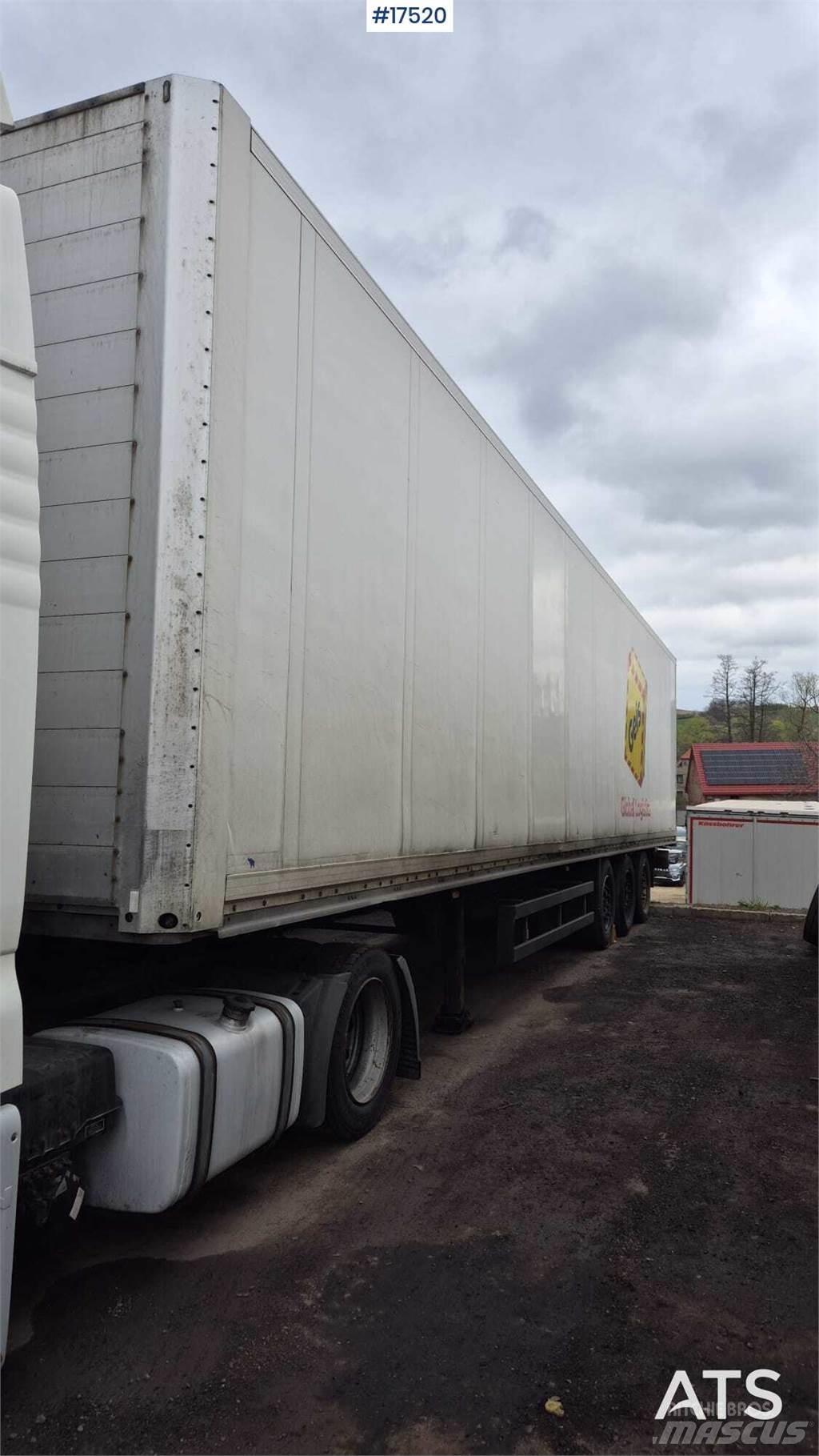 Schmitz SKO 24 Curtainsider semi-trailers