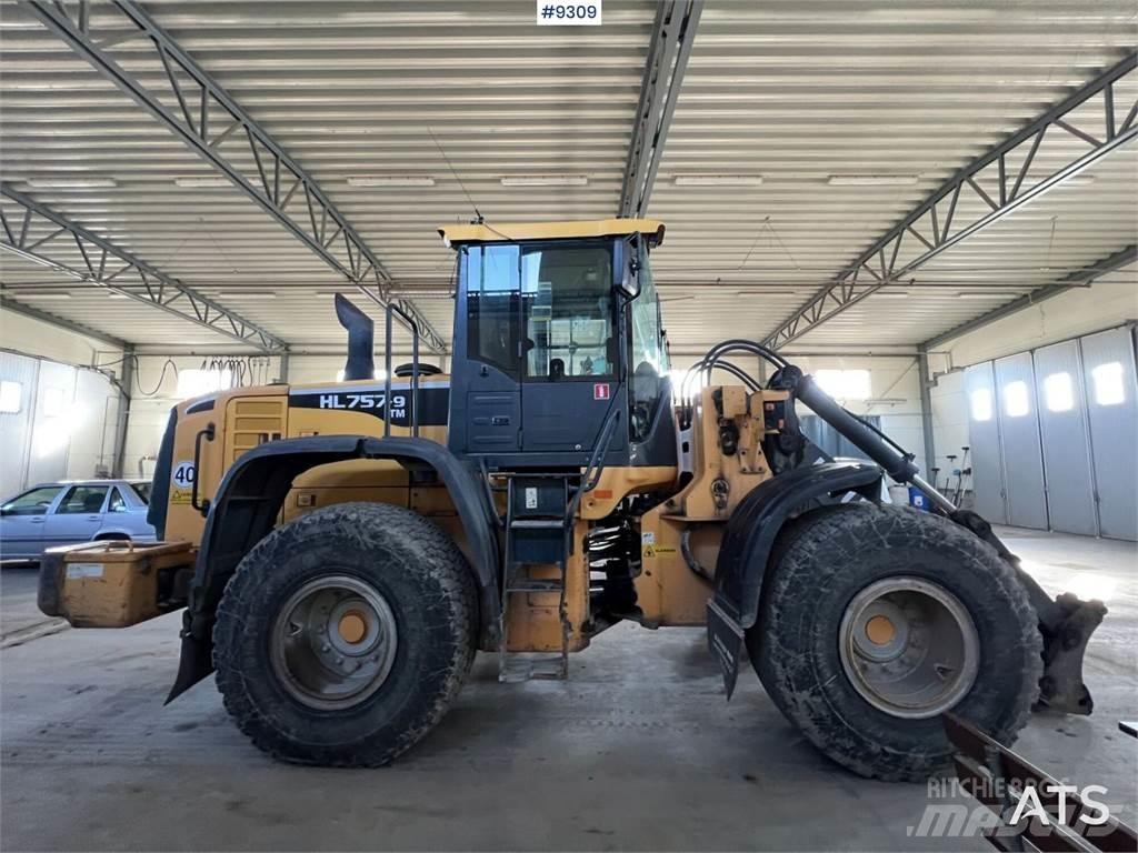 Hyundai HL757TM-9 Wheel dozers