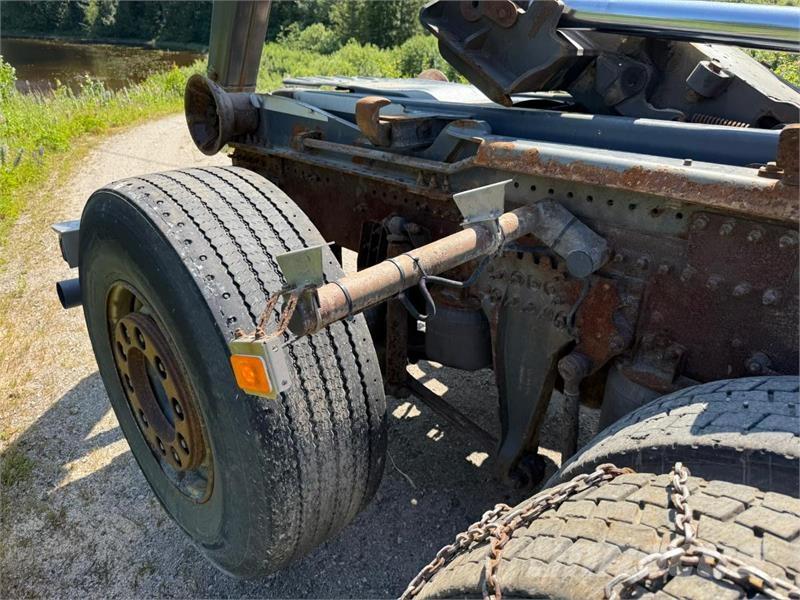 Volvo FH Hook lift trucks