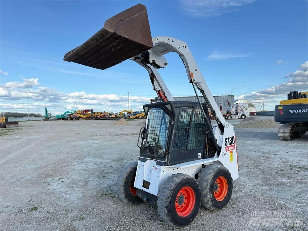 Bobcat S130 Mini loaders
