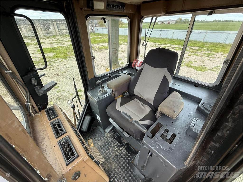 CAT D4H LGP Crawler dozers