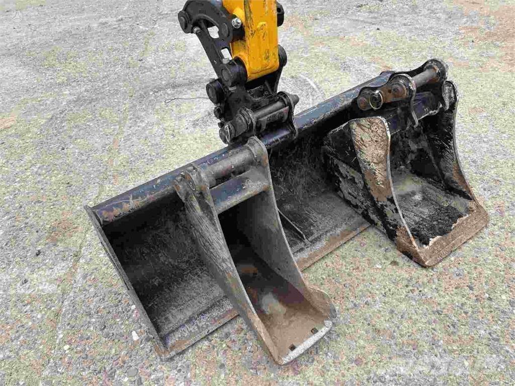 JCB 16C-1 Mini excavators < 7t (Mini diggers)