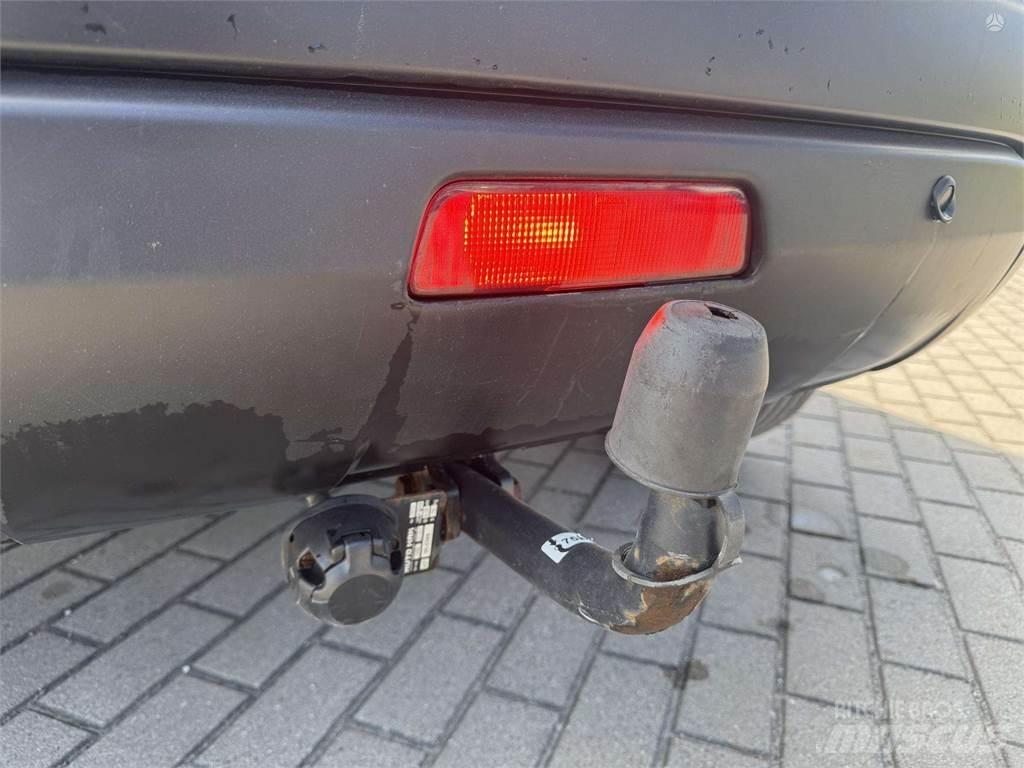 Nissan  Cars