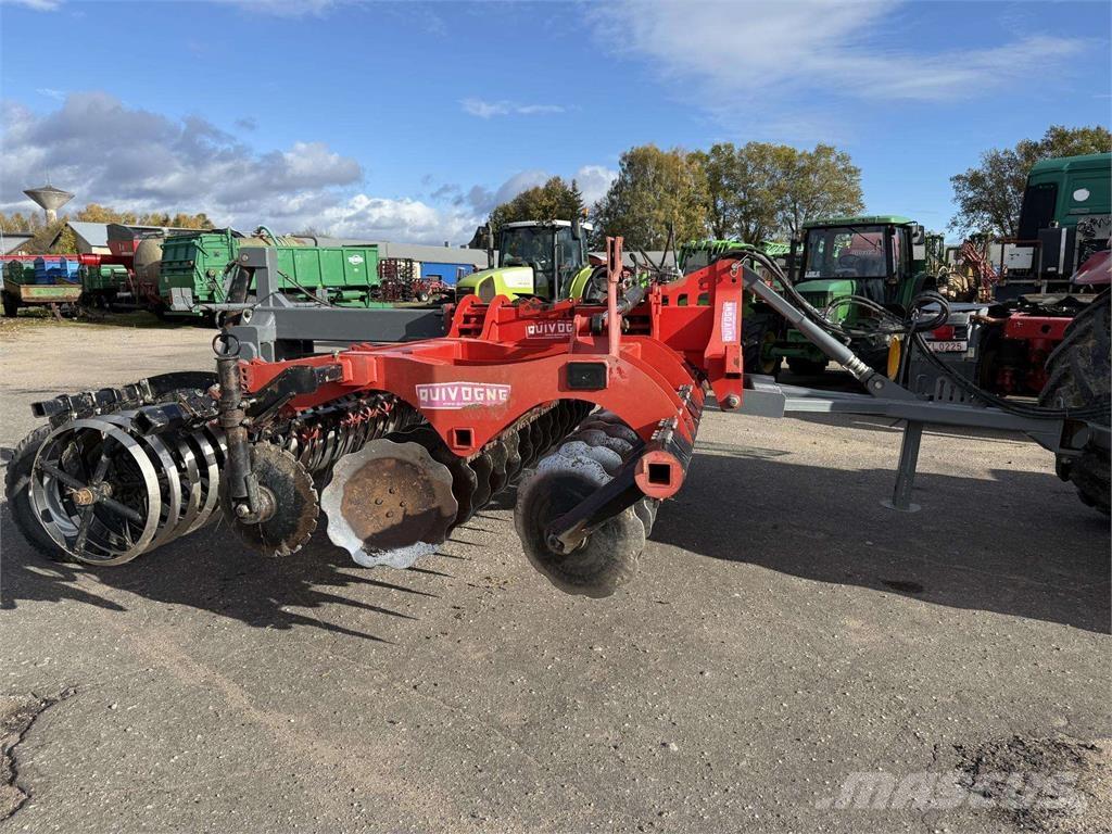 Quivogne 400 Field drags