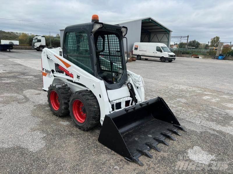 Bobcat S 450 Mini loaders