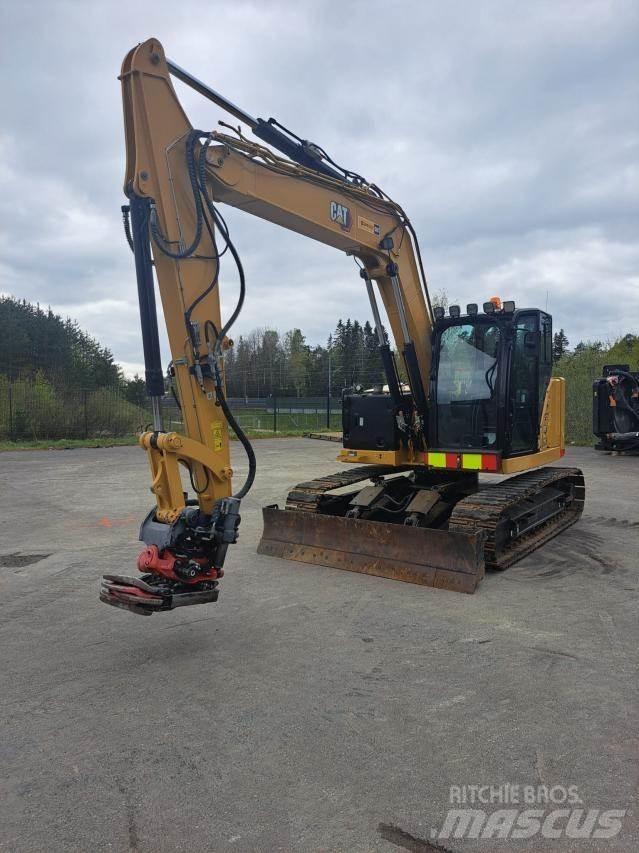 CAT 310 Mini excavators < 7t (Mini diggers)