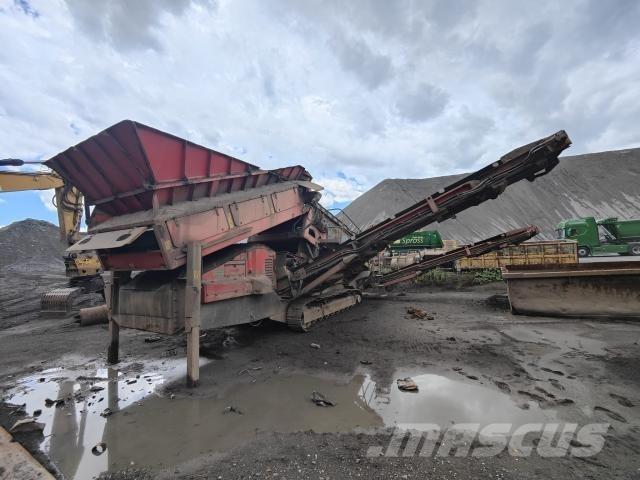 CAT 883+SPALEC Mobile screeners