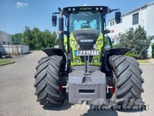 CLAAS Axion 810 Tractors