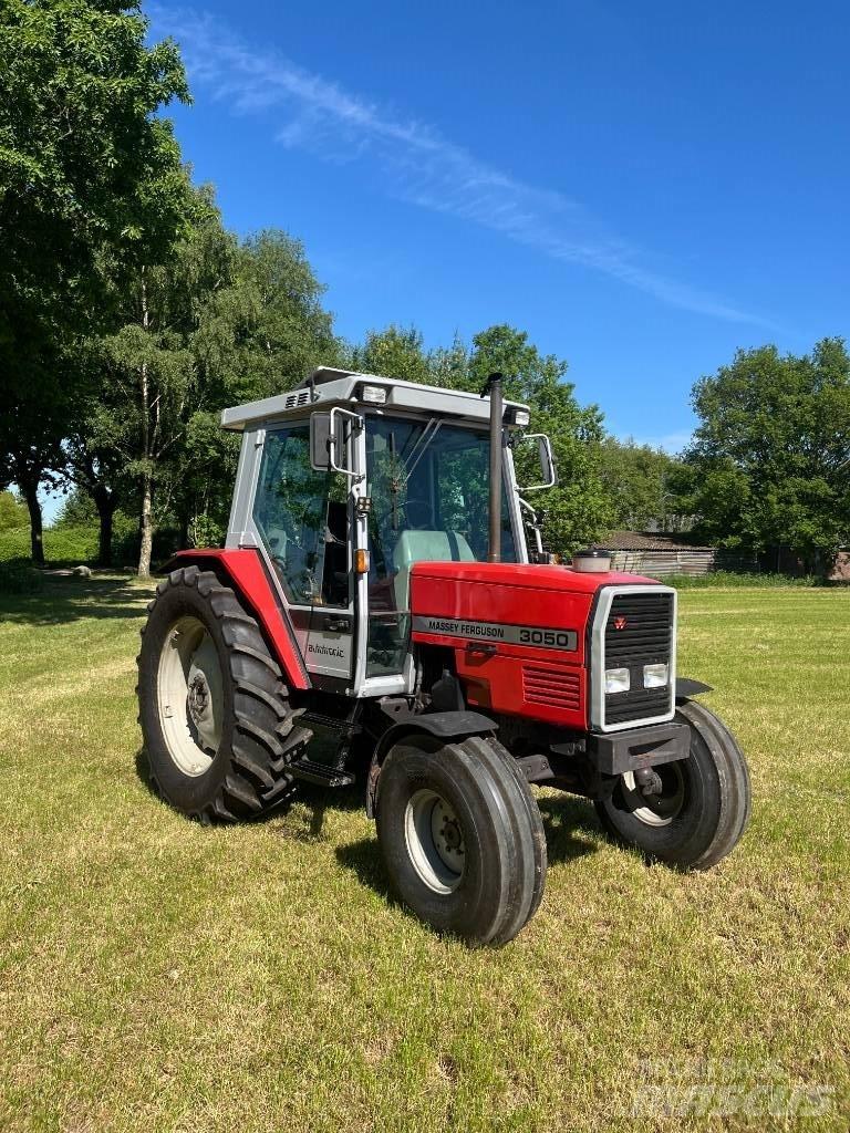 Massey Ferguson 3050 Tractors