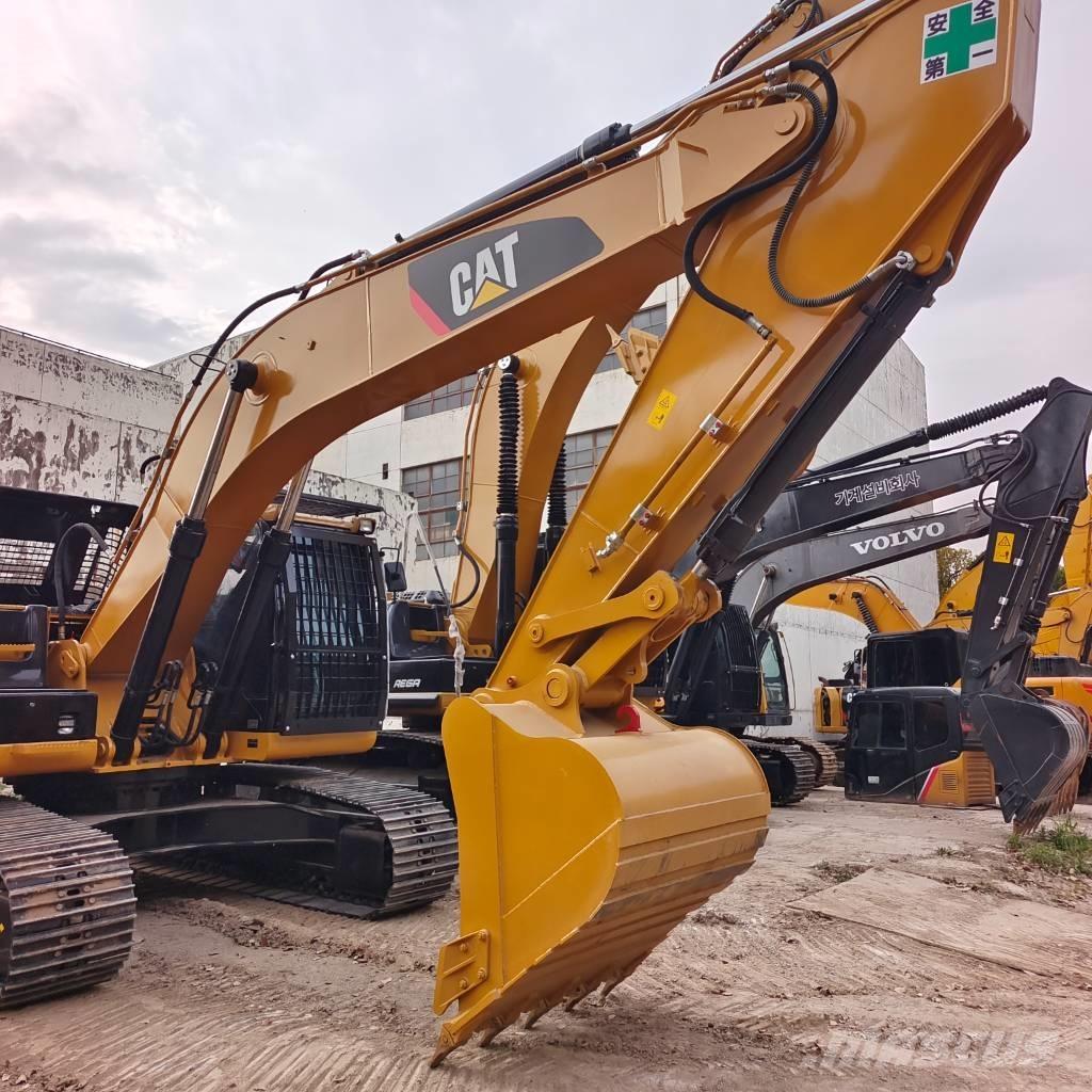 CAT 324 D2L Crawler excavators