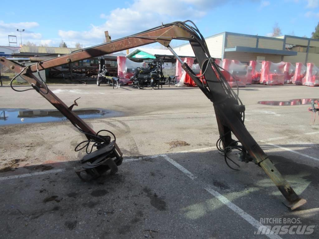 Patu 1800 Cranes and loaders