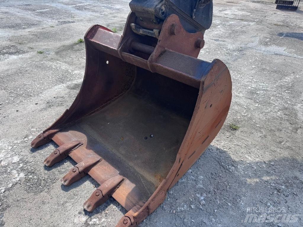 JCB JS 210 LC Crawler excavators
