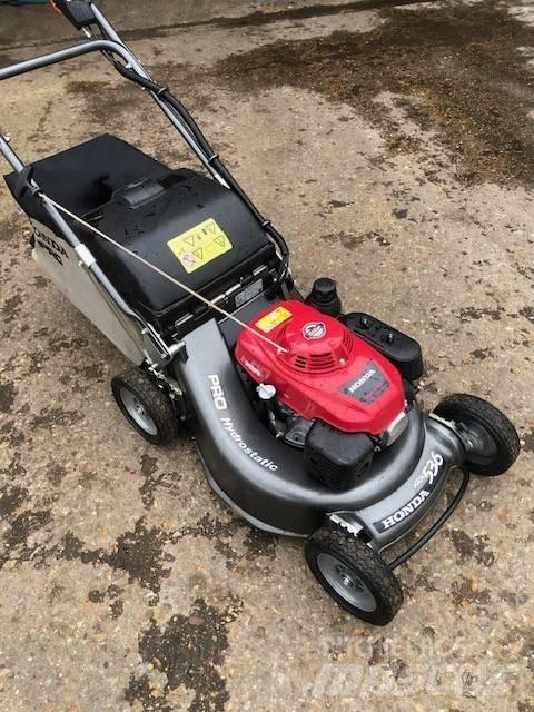 Honda HRH536HX Walk-behind mowers