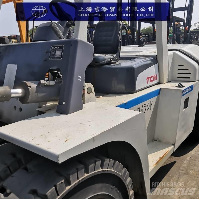 TCM 100 Diesel trucks