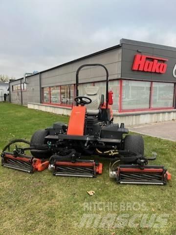 Jacobsen 305 Fairway mowers