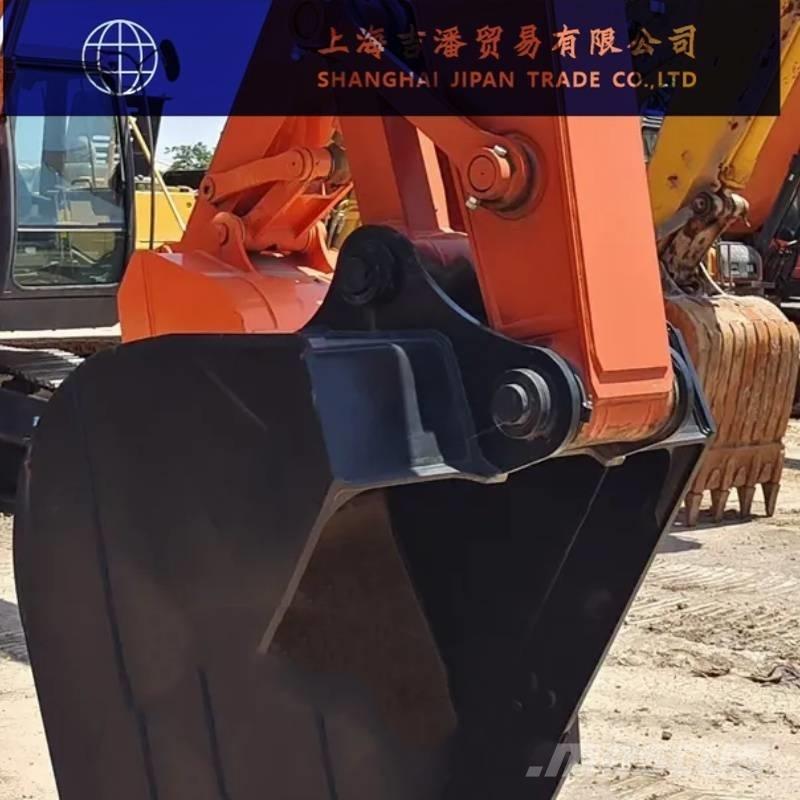Hitachi ZX 210 Crawler excavators