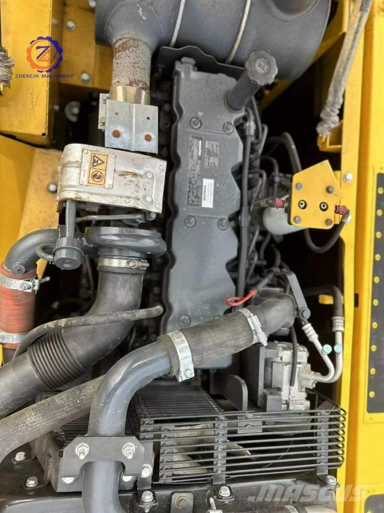 Komatsu PC 240-8 Crawler excavators